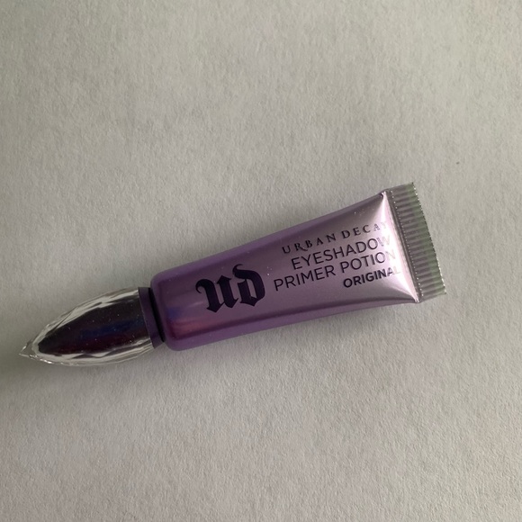 Mini UD primer potion - Picture 2 of 2